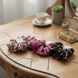 Plaid Scrunchies (SET of 3)